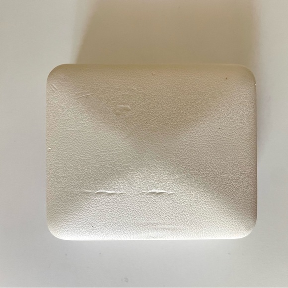 Black Hills Gold Cross Pendant Chain Necklace Tricolor Rose & Green Gold Leaf - Picture 6 of 9